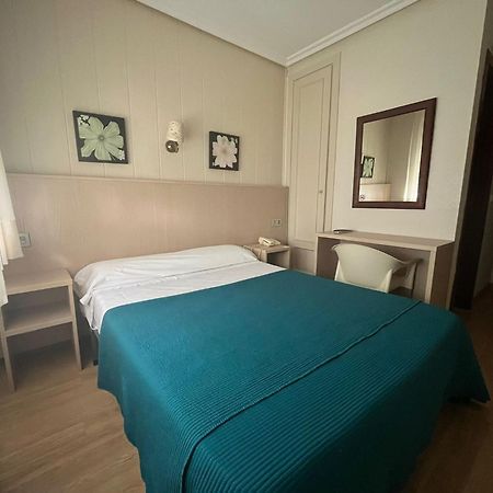 Hotel La Basilica Venta De Banos Ngoại thất bức ảnh